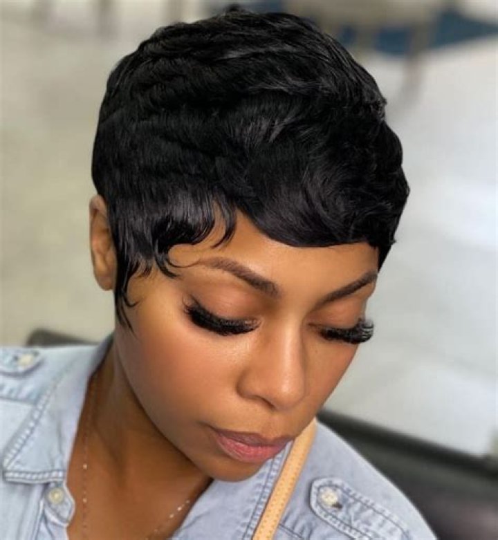 hairweave quickweave quickweaves shorthair shorthairlove 27