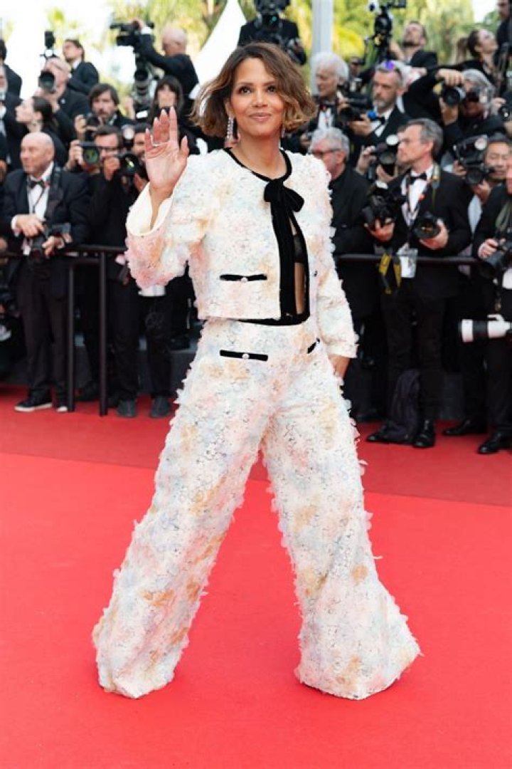 Halle Berry Latest Photos CelebMafia