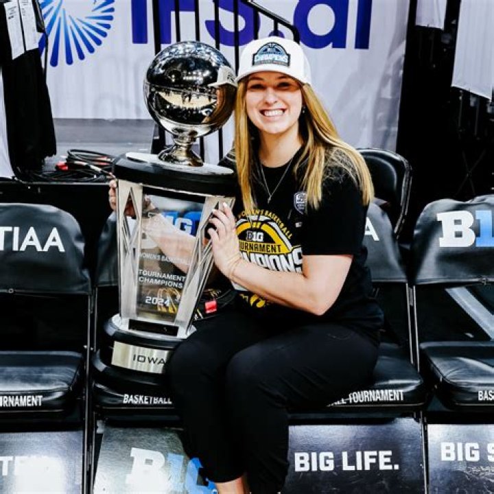 Hannah Bluder University of Iowa Athletics