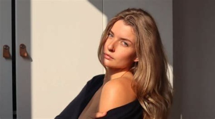 Hannaha Hall’s bio age, height, nationality, boyfriend, net worth