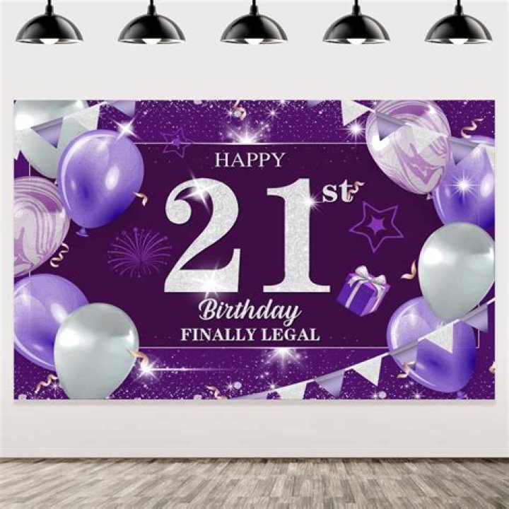 Happy 21st Birthday _.qweenb 🎀🎊🎉 Thank you for coming to get BRAIDE