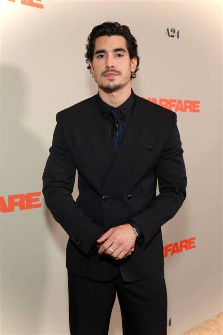 Henry Zaga Biography, Height & Life Story Super Stars Bio