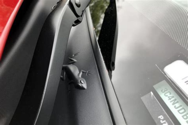 Hidden Animals On Jeep Grand Cherokee ('14'19) WK2 Jeep Grand