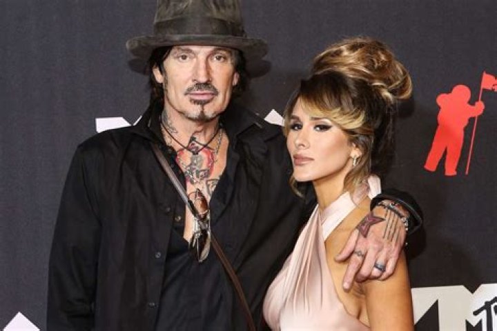 How many times has Tommy Lee been married and what band was he in