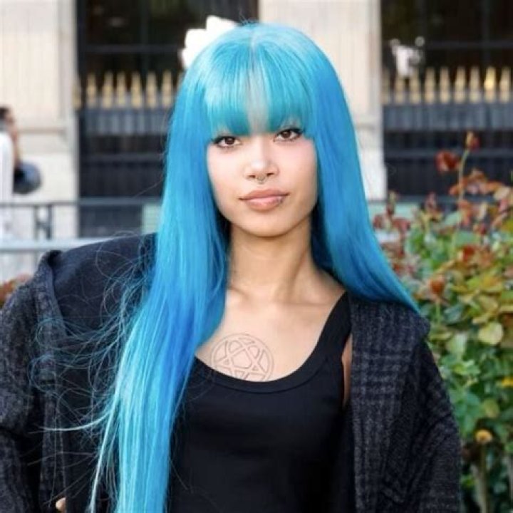 How old is Santana? Celebrity.fm 1 Official Stars, Business