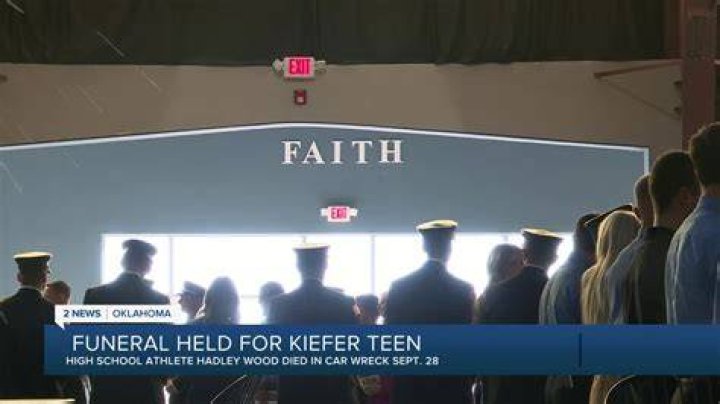 Hundreds attend funeral for high school band director who died in bus