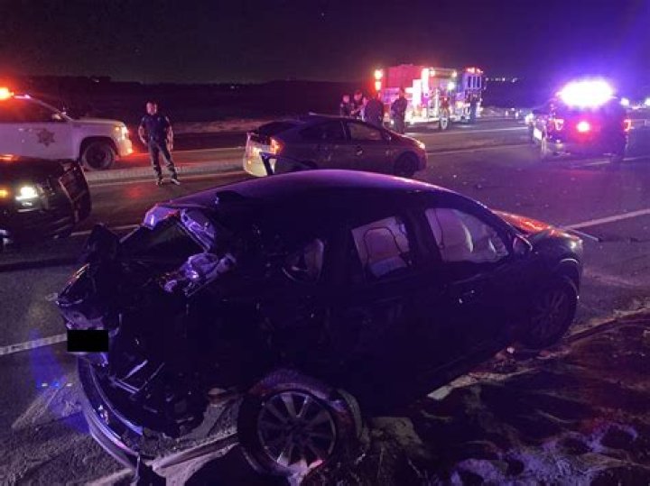 Huntington Beach woman dead after motorcycle and vehicle collide on PCH