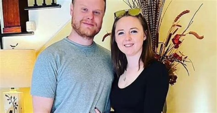 Husband of Tennessee copgonewild Maegan Hall sticks by his wife