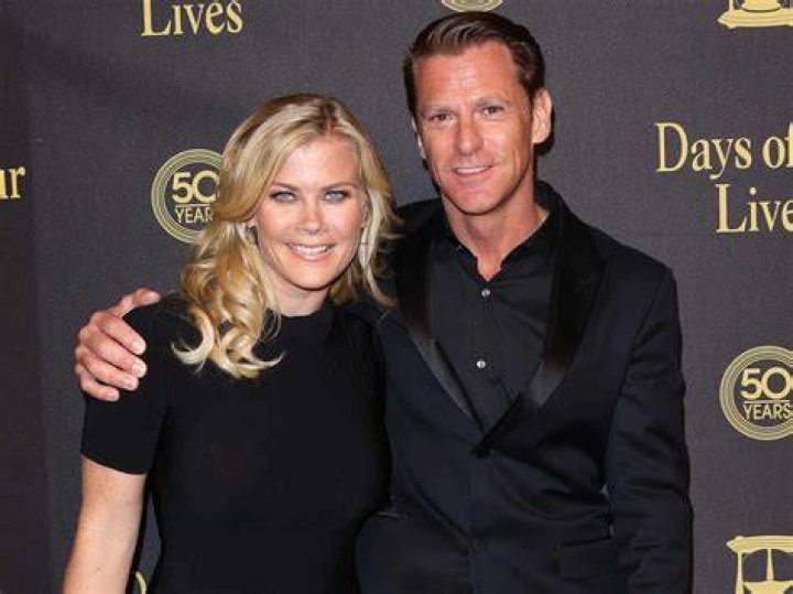 Hvem er Alison Sweeneys mand? Deres forhold er noget ud af en Hallmarkfilm