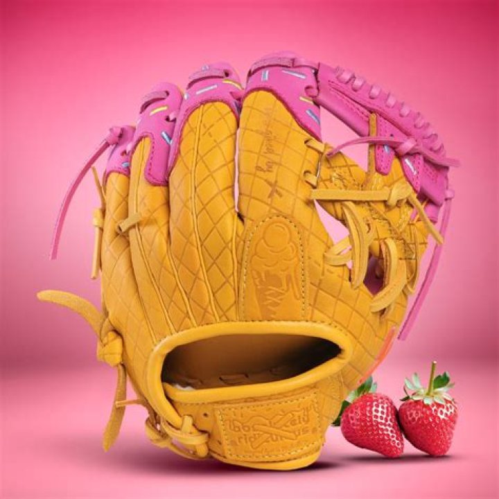 Ice Cream Glove Strawberry Absolutely Ridiculous Innovation For