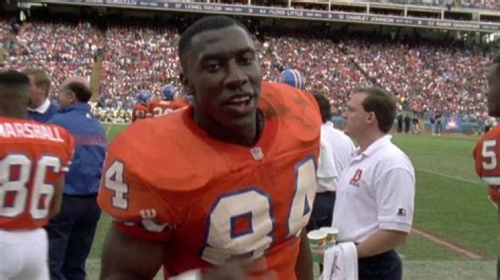 &iexcl;Shannon Sharpe, de m&aacute;s de 50 a&ntilde;os y en la Mejor Forma de Su Vida