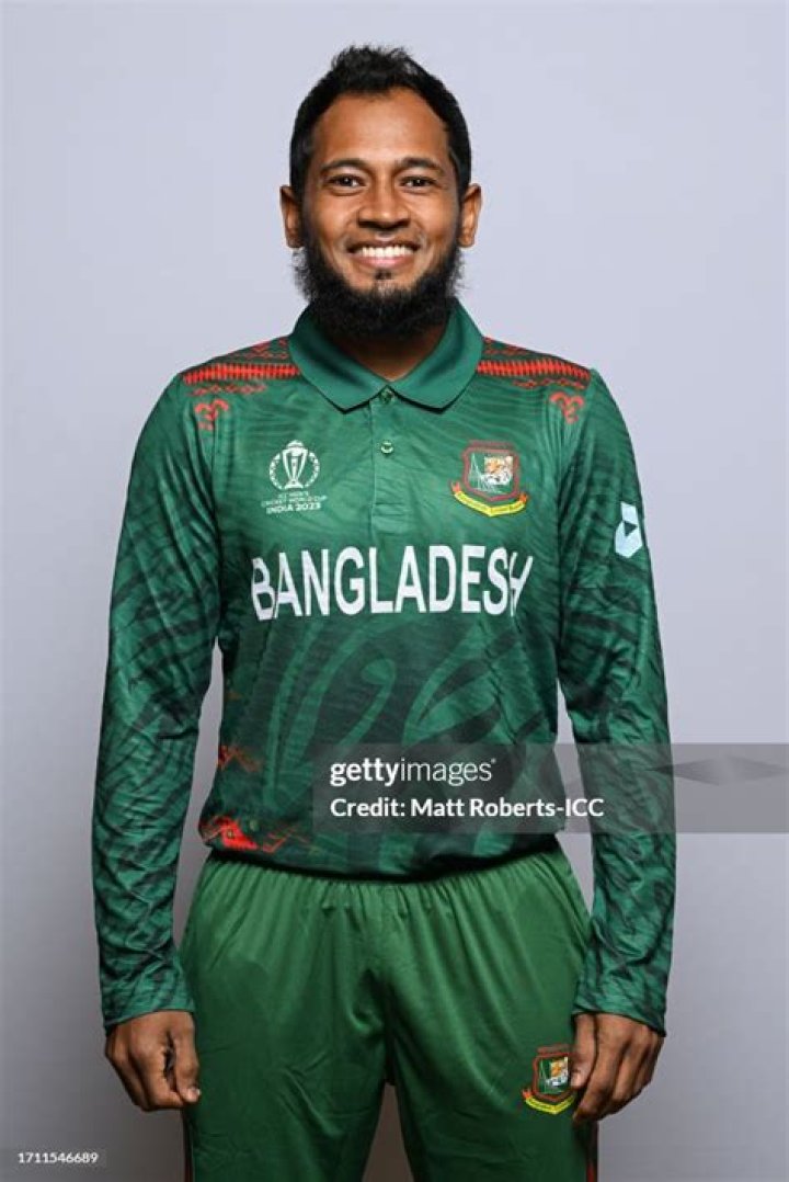Images for Bangladeshi cricketer Mushfiqur Rahim and his beautiful wife