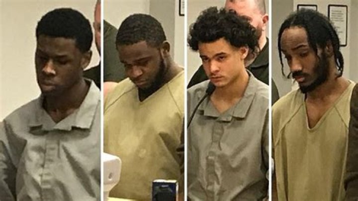 Inmates accused in Rikers Island correction officer attack appear in