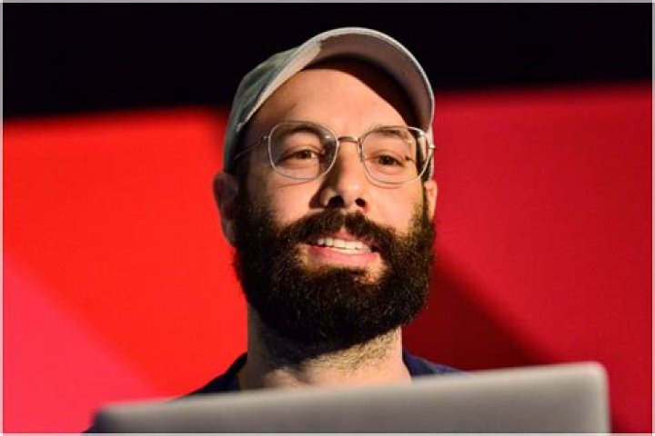 Introduction Jack Conte is a Singer, Musician, Entrepreneur, Disc