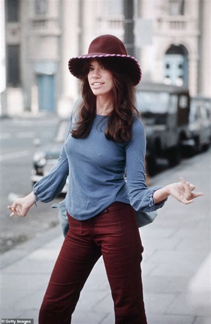 Is Carly Simon Related To Paul Simon? Their Surprising Connection Revealed