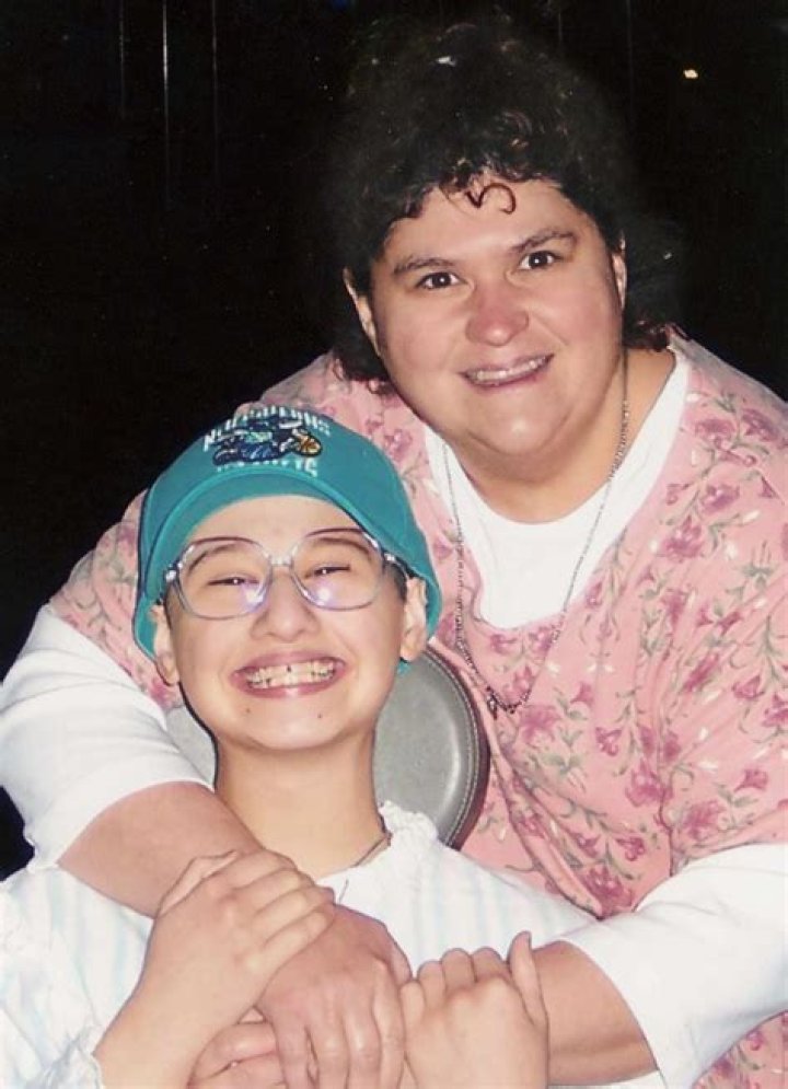Isabella Guzman Mum, Wikipedia, Wiki, Now, Story, Mother