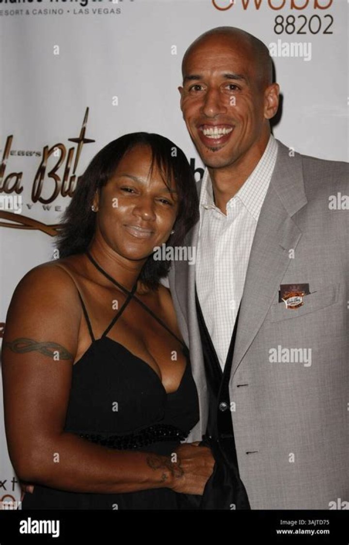 Jackie Christie Hosts '50 Shades Darker Soiree' Tami Roman, Sundy