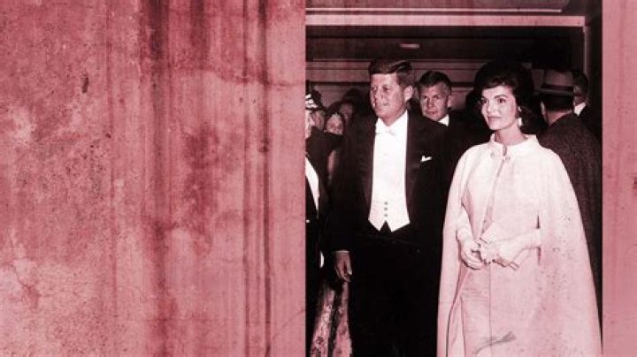 Jackie Kennedy's Net Worth At The Time Of Her Death Might Surprise You