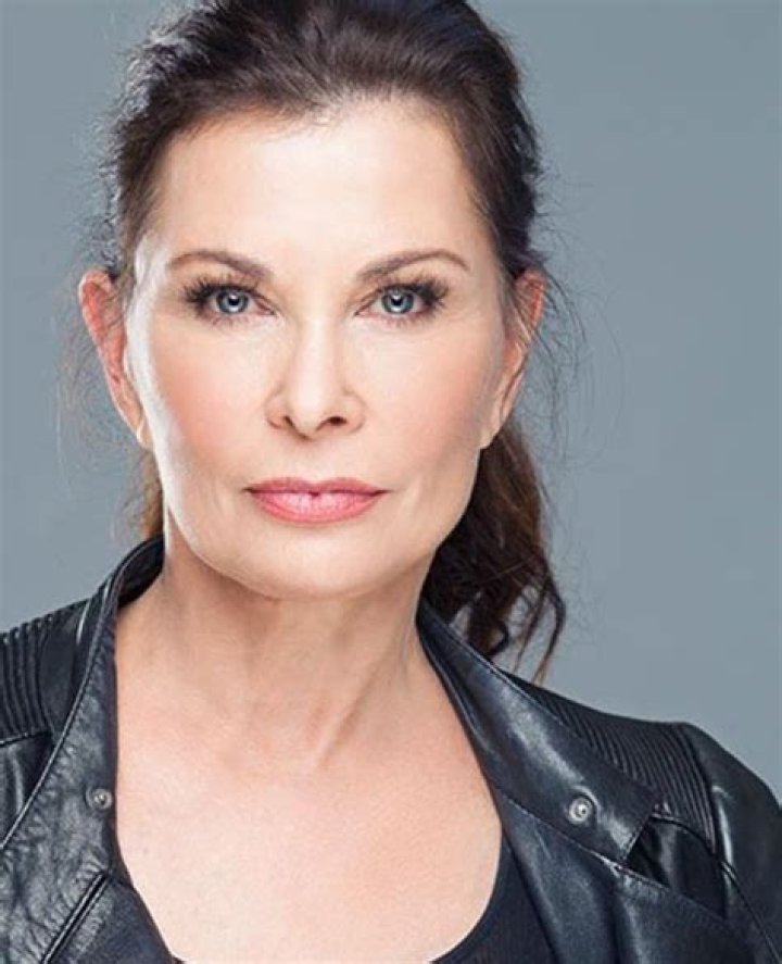 Jane Badler Biography, Height & Life Story Super Stars Bio