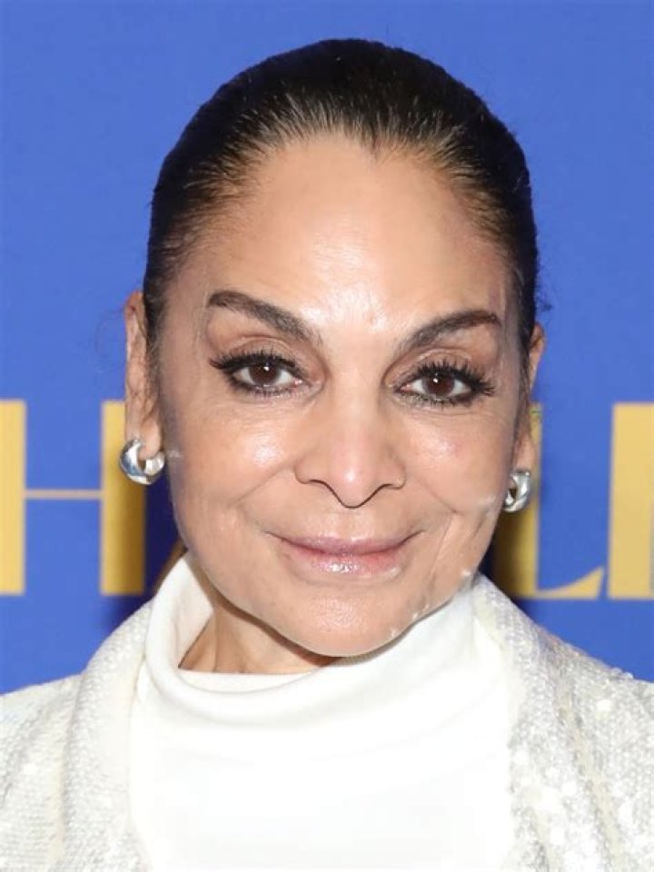 Jasmine Guy from "A Different World" to address Voorhees College&rsquo;s
