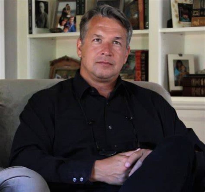 Jason Hanold What Is His Net Worth (2023)? Bio, Family, Career, Social