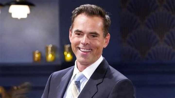 Jason Thompson (actor) Bio, Net Worth, Married, Wife, Family, Parents