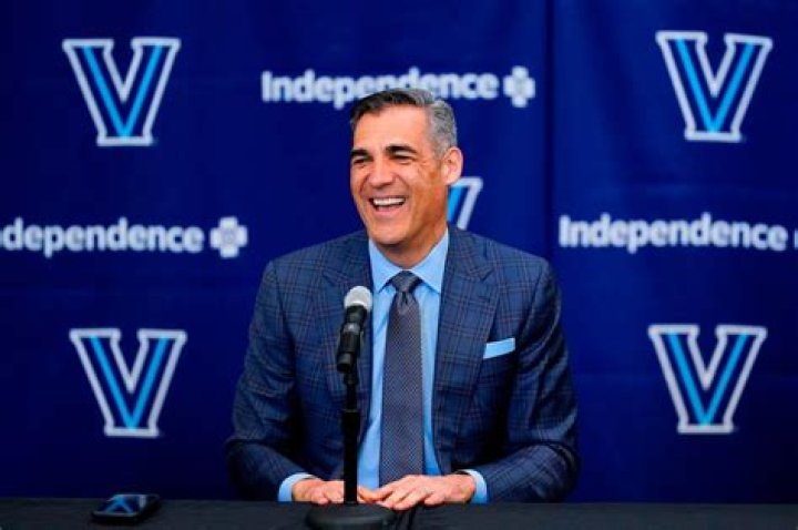 Jay Wright's Wife Has Been His Biggest Supporter For Nearly 40 Years