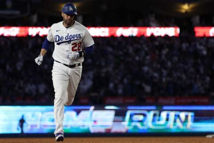 J.D. Martinez signing What took so long to make the deal official? Red
