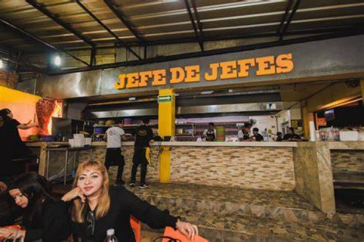 JEFE DE JEFES ¿Qué dice el narco corrido que Los Tigres del Norte