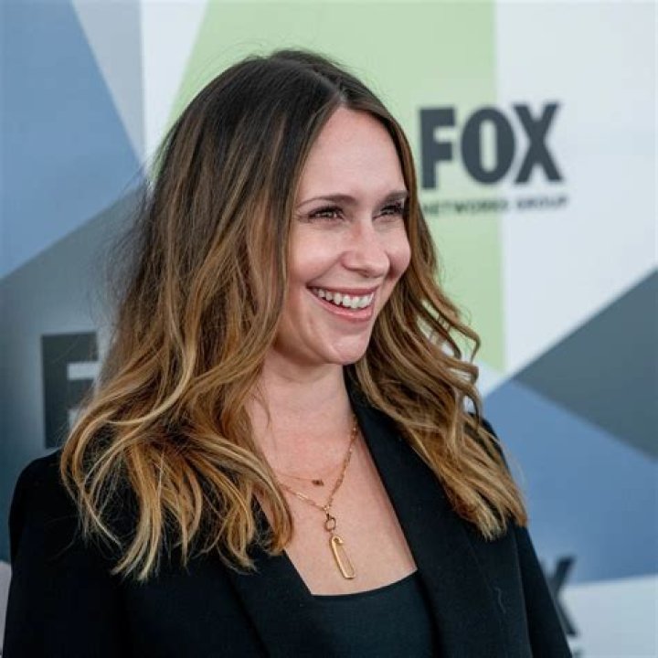 Jennifer Love Hewitt Wiki, Bio, Age, Net Worth, and Other Facts Facts