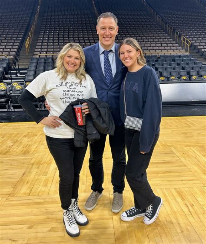 Jess Settles Wiki, Age, Bio, Lowa Mr. Basketball, Wife, Parents, Net