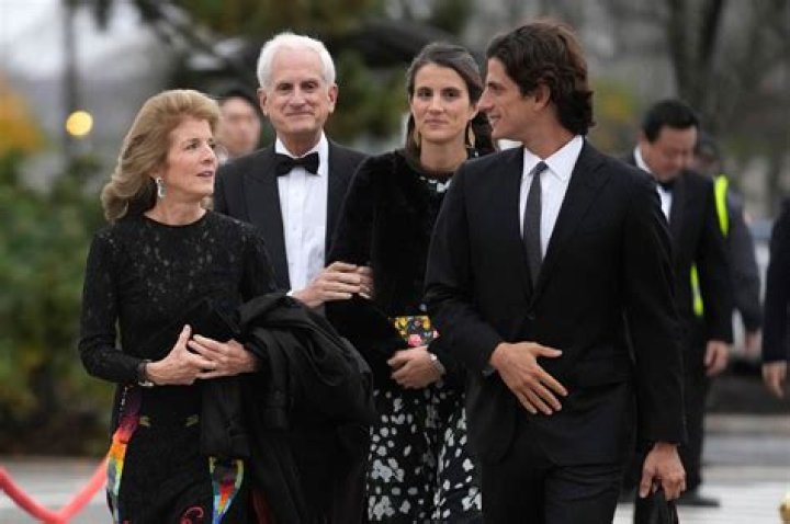 Joan Kennedy Net Worth 2022 Age, Height, Weight, Husband, Kids, Bio