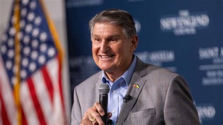 Joe Manchin's Personal Life, Siblings, Parents, Wife, Girlfriend, Kids