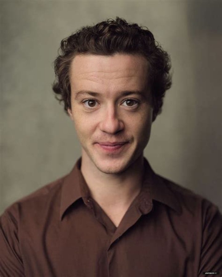 Joseph Quinn Portrait 2021 Joseph Quinn Photo (44518244) Fanpop