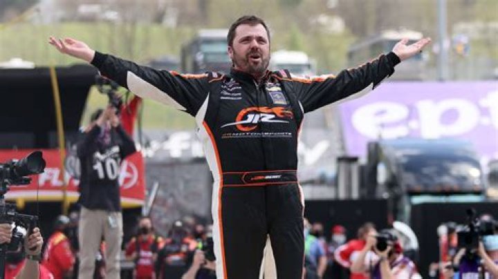 Josh Berry Wins Thanksgiving Classic Late Model Race Jayski's NASCAR
