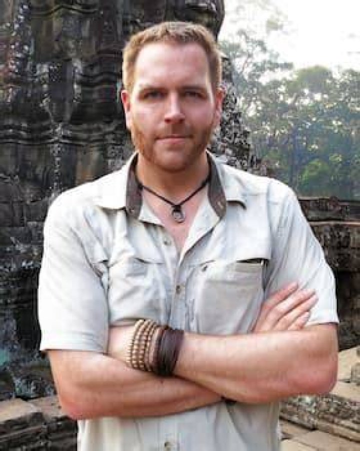 Josh Gates Bio, Wiki, Age, Height, Wife, Children, Family, Salary and