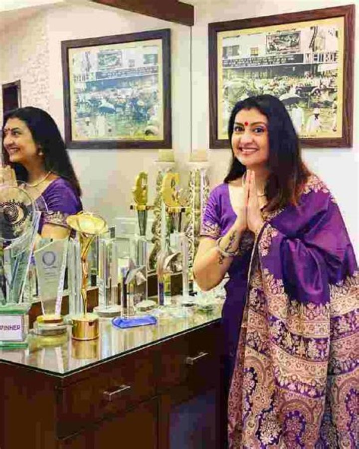Juhi Parmar Net Worth 2023, Salary, Source Of Husband, Family