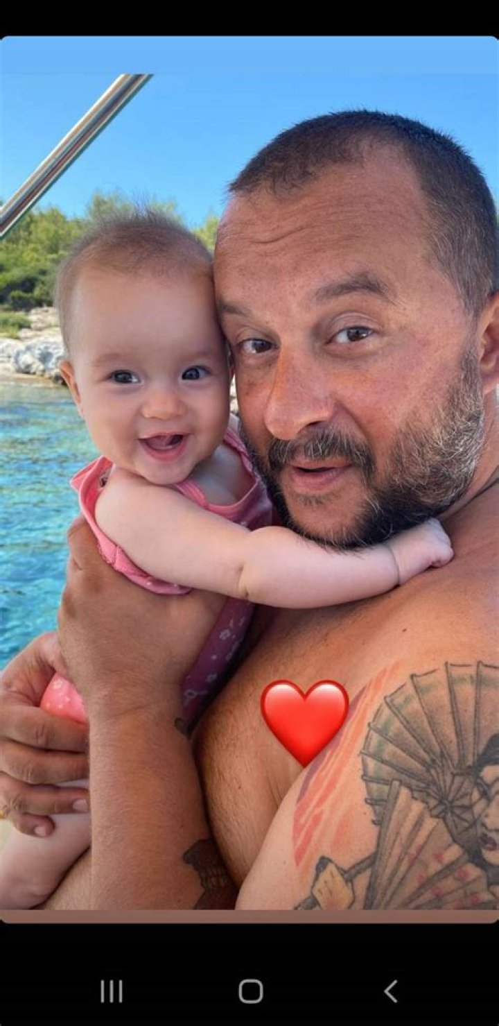 Kakav otac, takva i kćerka Ova djevojka je tatina kopija i o njoj se