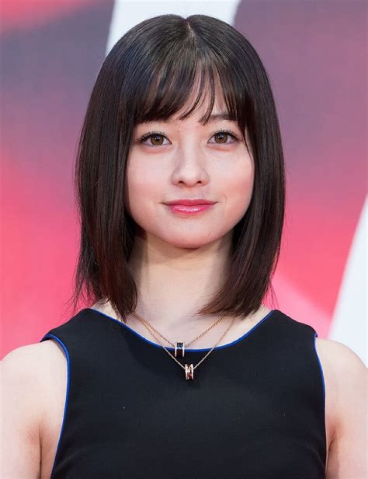 Kanna Hashimoto Biography, Height & Life Story Super Stars Bio