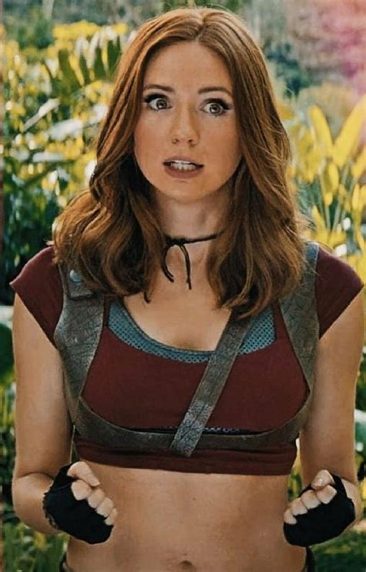 Karen Gillan Height, Weight, Age (British Celebrities) Celebrity