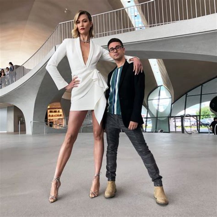 karlie kloss height Google Search Fashion, Tall women, Cushnie
