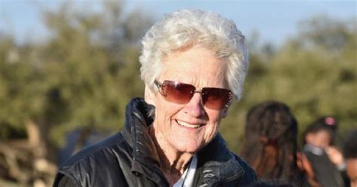 Kathy Whitworth Cause Of Death, Parents, Husband, Children