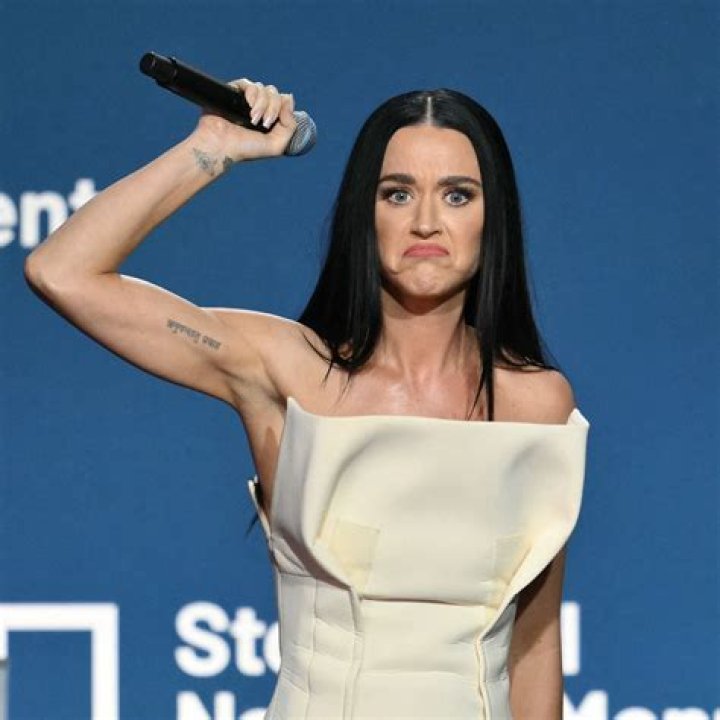 Katy Perry's Intense PreVogue Diet Makes Us Never Want To Pose For
