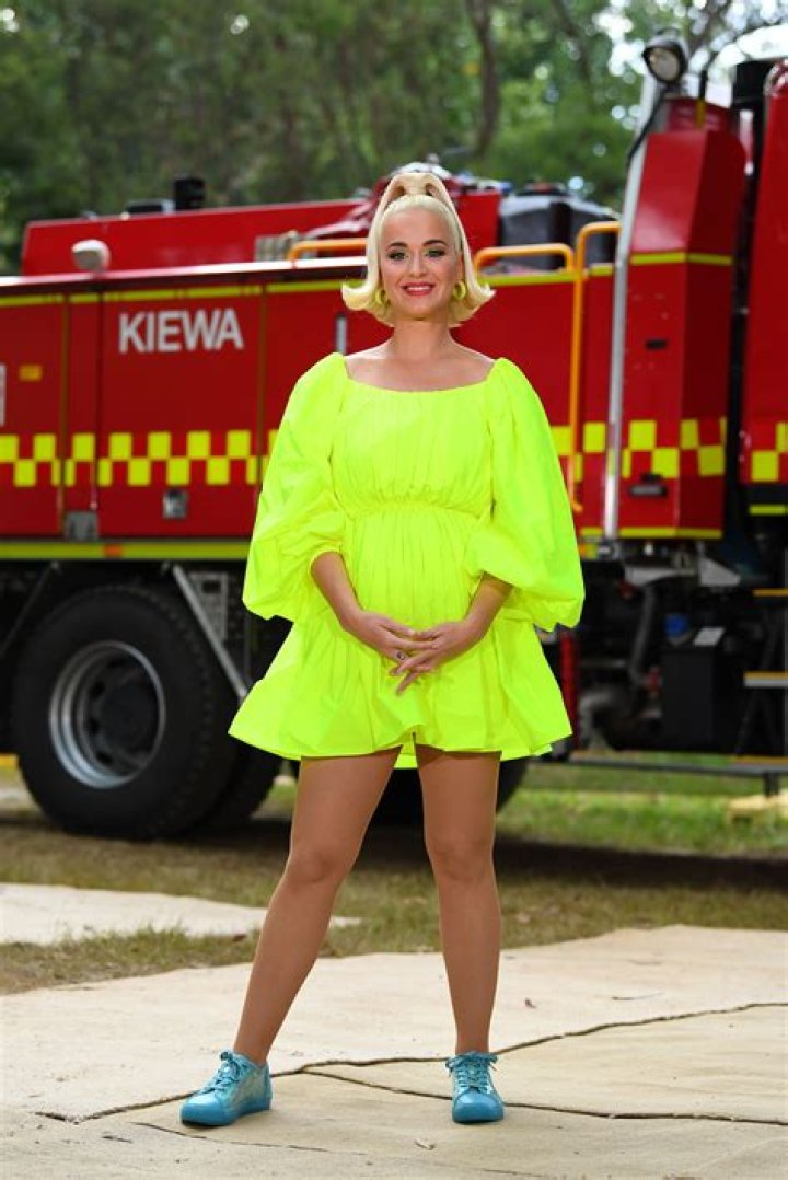 Katy Pregnancy Discusses Pregnancy Weight Gain and Swelling