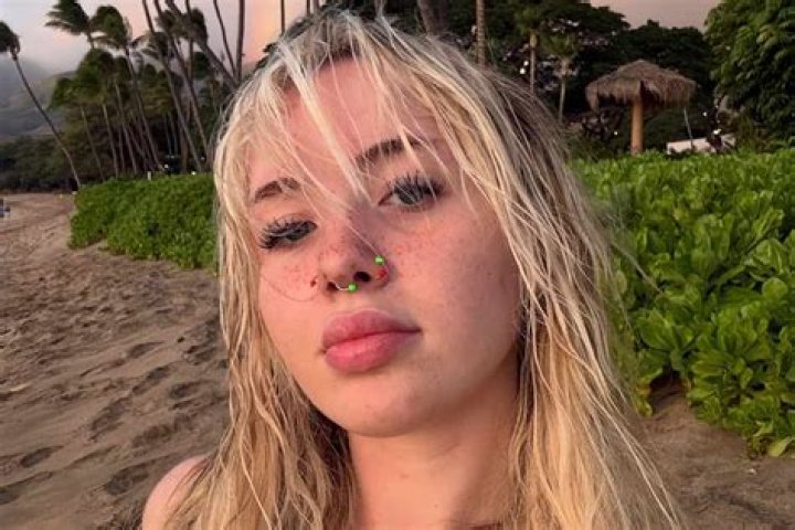 Kayla Malecc Phone Number, House Address, Email Communication
