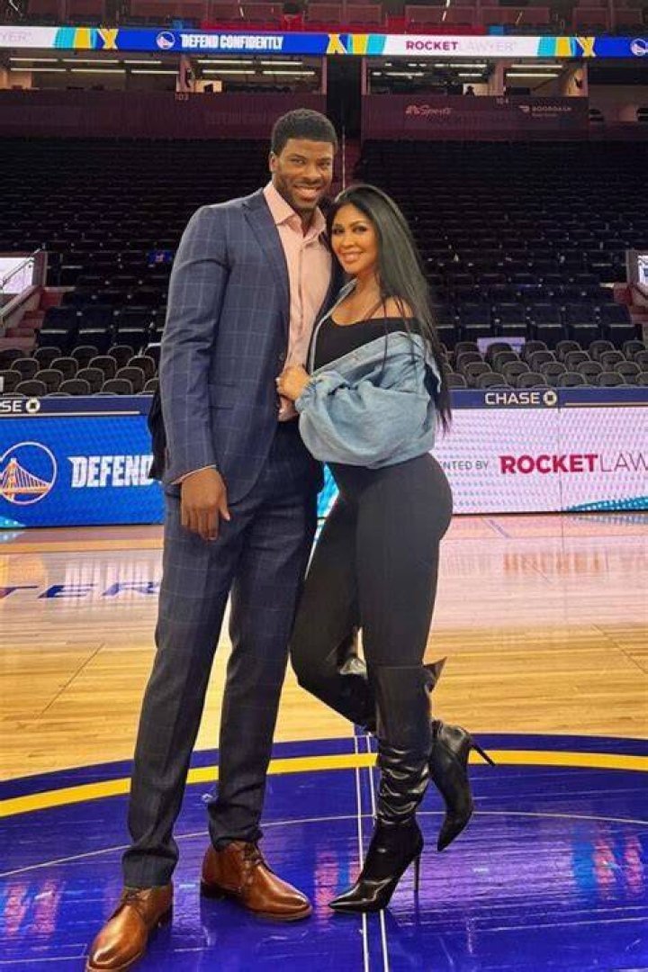 Kelenna Azubuike Brother Nonzo And Sister Nesochi & Adaeza