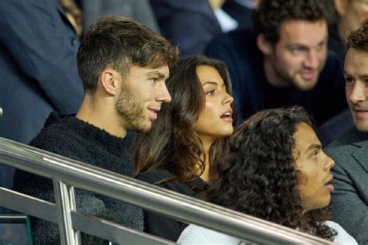 Kika Gomes Moves to Paris