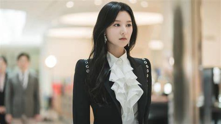 Kim Ji Won Korean Beauty, Kim Ji Won, Korean Actresses, Singers, Fight