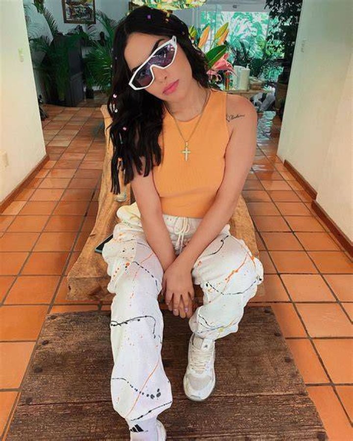 Kimberly Loaiza Instagram Clicks Aug 2020