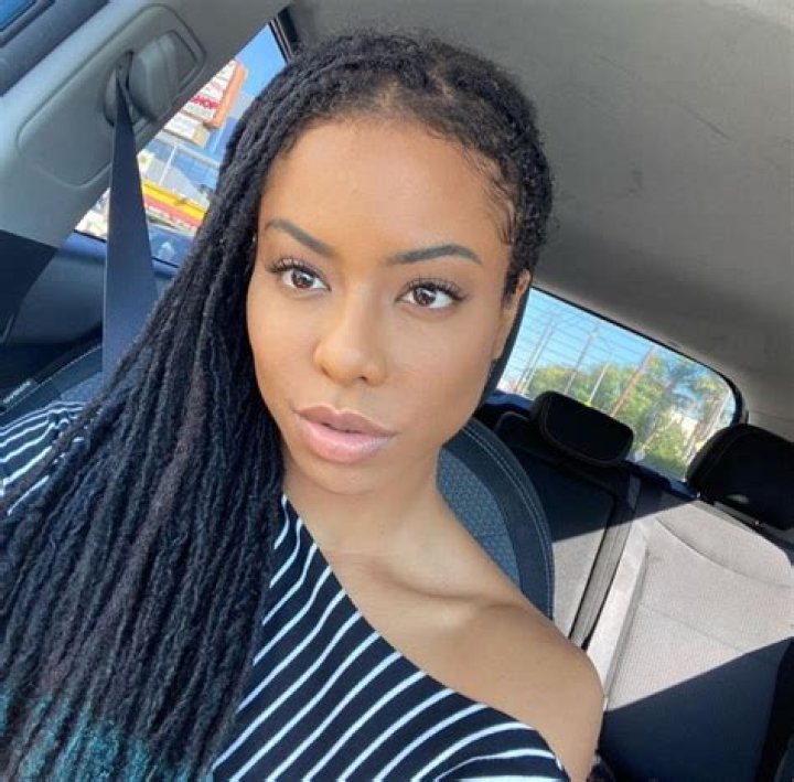 Kira Noir (Jade Simone Walter) Biography, Net Worth, Photos, Height